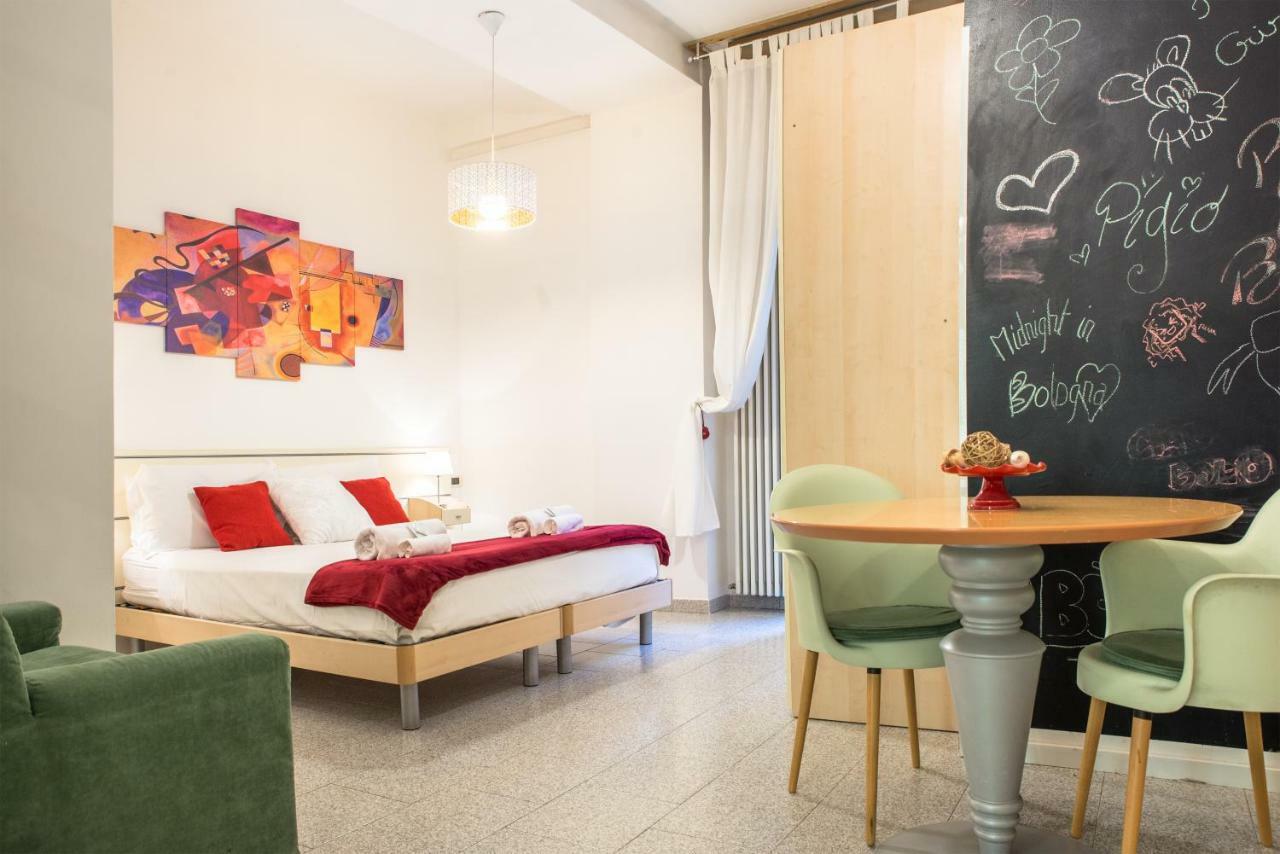 8- Tourist House Bologna - Light House - Self Check-In Apartman Kültér fotó